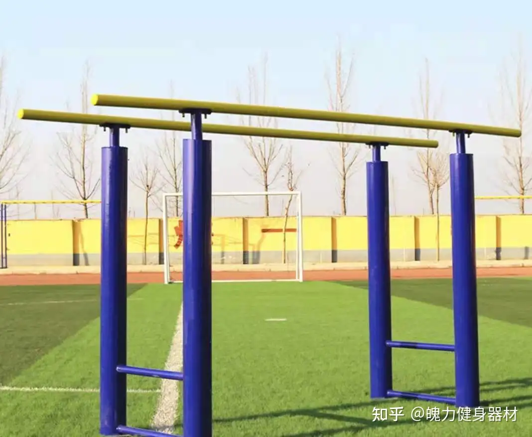 天博体育官方平台入口：健身器材室内跑步机